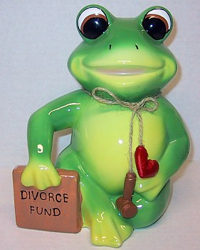 Divorce Fund Frog Bank - 
66318D