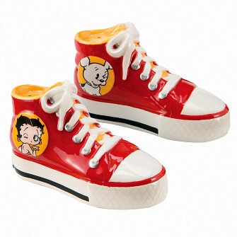 BETTY BOOP TENNIS SHOES SALT AND PEPPER SHAKERS