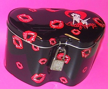 BETTY BOOP BLACK DOUBLE HEART SHAPED TIN BANK WITH LOCK