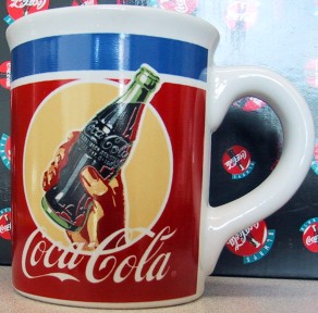 COCA-COLA ARCHIVE COLLECTION 22 OUNCE MUG
