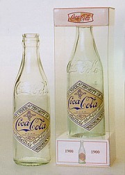 COCA-COLA 1900 STRAIGHT SIDED BOTTLE REPLICA WITH GIFT BOX
