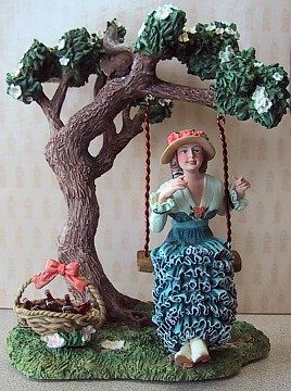 COCA-COLA AMERICAN LIFE COLLECTION GIRL ON SWING LIMITED EDITION FIGURINE