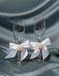 Dreamsicles Wedding Toasting Glasses With Heart Charms