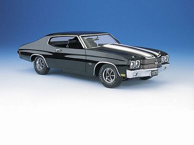 1970 CHEVROLET CHEVELLE SS 454 BLACK LIMITED EDITION DIE-CAST 1:24 SCALE MODEL BY THE FRANKLIN MINT