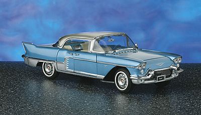1957 CADILLAC BROUGHMAM LIMITED EDITION DIE-CAST 1:24 SCALE MODEL BY THE FRANKLIN MINT