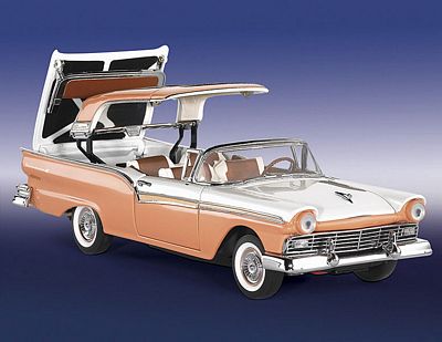 1957 FORD FAIRLANE SKYLINER LIMITED EDITION DIE-CAST 1:24 SCALE MODEL BY THE FRANKLIN MINT