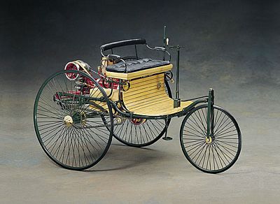 1886 BENZ PATENT MOTORWAGEN DIE-CAST 1:8 SCALE MODEL BY THE FRANKLIN MINT