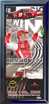 KASEY KAHNE 1ST WIN LIMITED EDITION WALL CLOCK