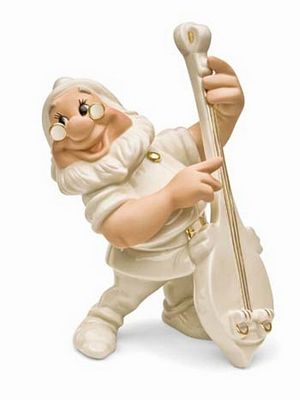LENOX CLASSICS DISNEY A SERENADE FOR SNOW WHITE DOC FIGURINE