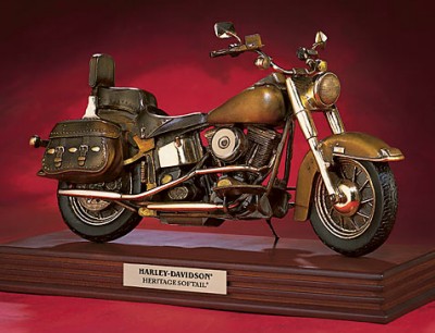 HARLEY-DAVIDSON HERITAGE SOFTAIL BRONZE LIMITED EDITION SCALE MODEL BY THE FRANKLIN MINT