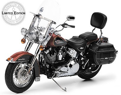 2007 HARLEY-DAVIDSON HERITAGE SOFTAIL CLASSIC LIMITED EDITION DIE-CAST SCALE MODEL BY THE FRANKLIN MINT