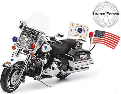 2007 HARLEY-DAVIDSON ROAD KING POLICE UNITY TOUR LIMITED EDITION DIE-CAST SCALE MODEL BY THE FRANKLIN MINT