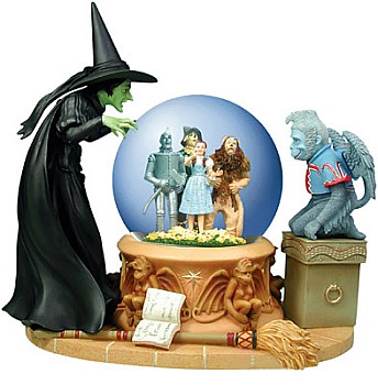 THE WIZARD OF OZ WICKED WITCH PEERING AT THE FOURSOME MUSICAL WATERGLOBE