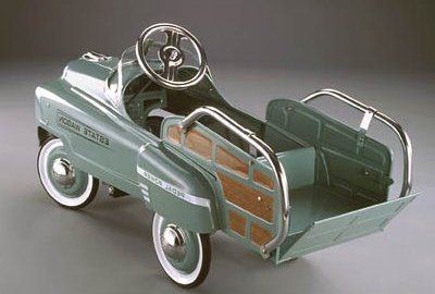 GREEN ESTATE WAGON PEDAL CAR BY AMERICAN RETRO