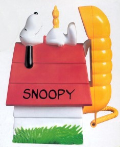 Snoopy And Woodstock On Dog House Telephone