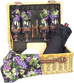 SONOMA FOUR PERSON DELUXE PICNIC BASKET