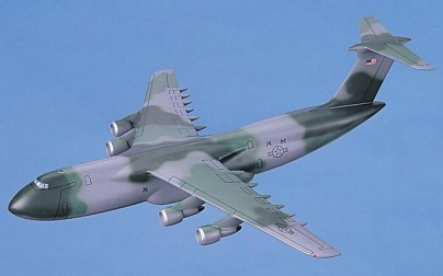 C-5A GALAXY SCALE MODEL AIRCRAFT