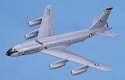 KC-135 STRATOTANKER USAF SCALE MODEL AIRCRAFT