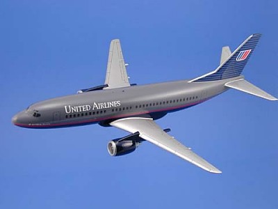 BOEING 737-300 UNITED AIRLINES SCALE MODEL AIRCRAFT