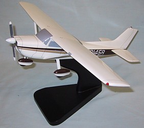Cessna 172 Skyhawk Custom Scale Model Aircraft