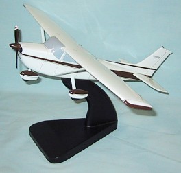 Cessna 182 Custom Scale Model Aircraft