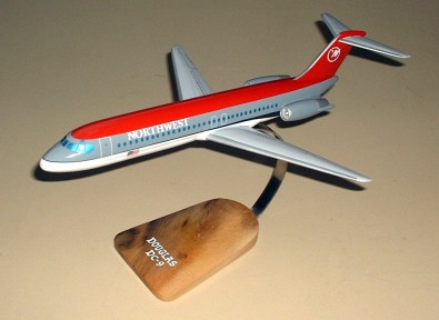 DC-9 Northwest Airlines Custom Scale Model Aircraft