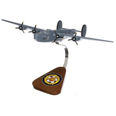 PB4Y-1 LIBERATOR NAVY SCALE MODEL AIRCRAFT