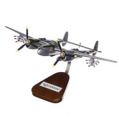 P-38J Putt Putt Maru 1/32 Scale Model Aircraft