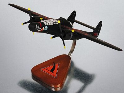 P-61 BLACK WIDOW SCALE MODEL AIRCRAFT