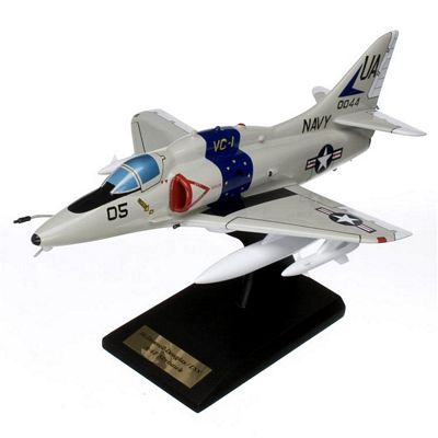 A-4F SKYHAWK USN SCALE MODEL AIRCRAFT