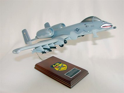 A-10A THUNDERBOLT WARTHOG SCALE MODEL AIRCRAFT