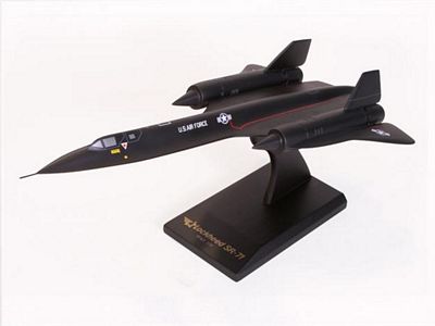 SR-71A Blackbird 1/72 Scale Model Aircraft