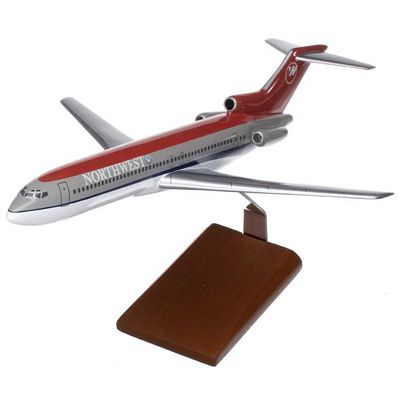B727-200 Northwest Airlines 1/100 Scale Model Aircraft