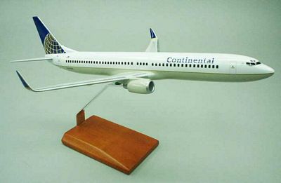 B737-900 CONTINENTAL SCALE MODEL AIRCRAFT