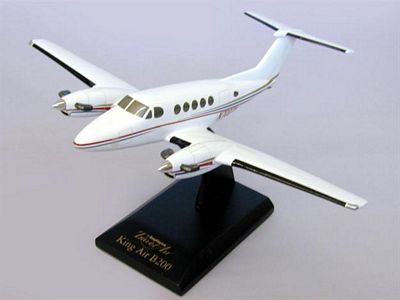 B200 Super King Air 1/32 Scale Model Aircraft