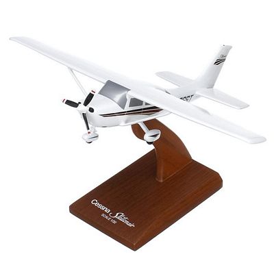 Cessna 206 Stationair 1/32 Scale Model Aircraft