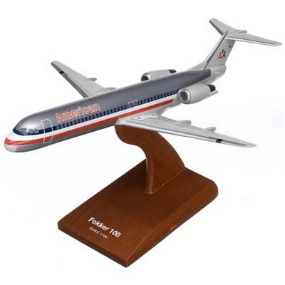 Fokker F-100 American Airlines 1/100 Scale Model Aircraft