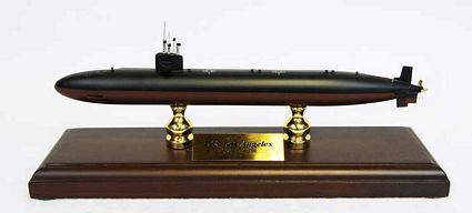 Los Angeles Class Submarine 1/192 Scale Model