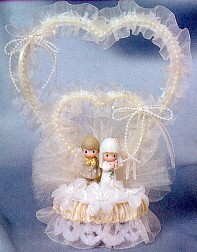 PRECIOUS MOMENTS WHITE CAKE TOPPER