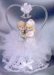 PRECIOUS MOMENTS WHITE CAKE TOPPER