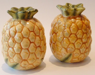 PINEAPPLE SALT AND PEPPER SHAKERS