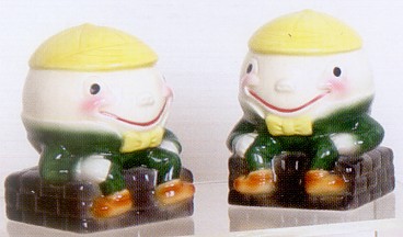 HUMPTY DUMPTY WITH BEANIE SALT AND PEPPER SHAKERS