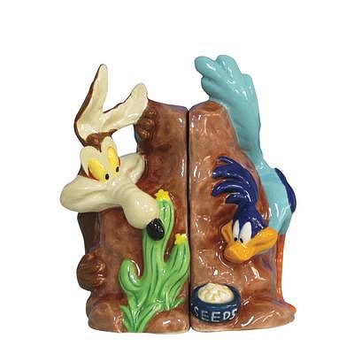 Roadrunner And Wile E Coyote Salt And Pepper Shakers