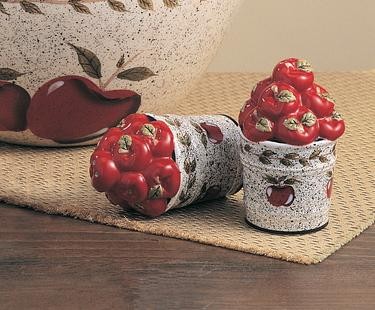 COUNTRY APPLE BASKET SALT AND PEPPER SHAKERS