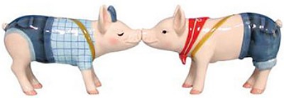 DAISY AND COUNTRY PIGS MAGNETIC SALT AND PEPPER SHAKERS