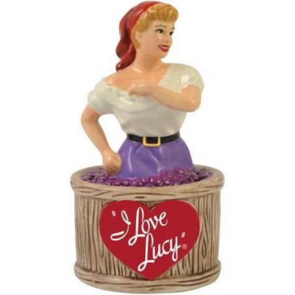i love lucy grapes. I Love Lucy Grape Stomping Salt And Pepper Shakers