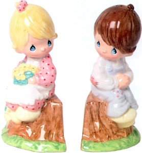 PRECIOUS MOMENTS SIMPLY ADORABLE SALT AND PEPPER SHAKERS