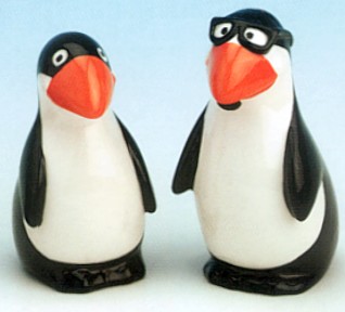 PENGUIN SALT AND PEPPER SHAKERS