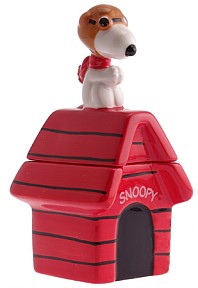 PEANUTS FLYING ACE SALT AND PEPPER SHAKERS