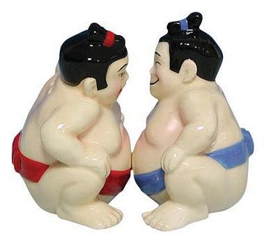 SUMO WRESTLERS 